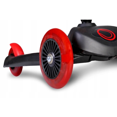 Hulajnoga ze świecącymi kołami