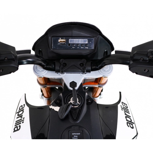 Panel audio MP3 USB w motorku Aprilia A007