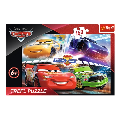 Zwycięski Wyścig Cars 3 15356