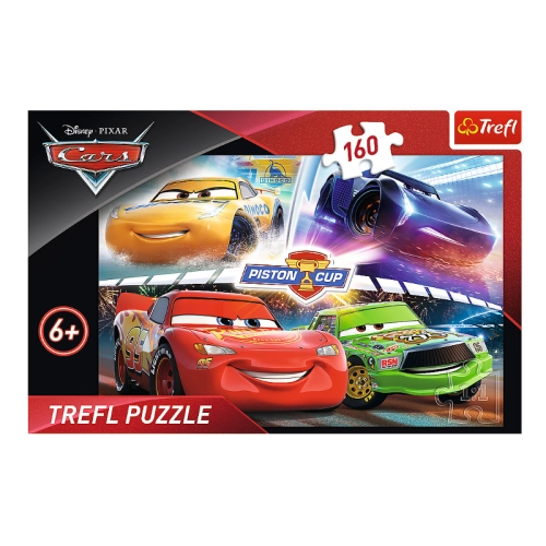 Zwycięski Wyścig Cars 3 15356