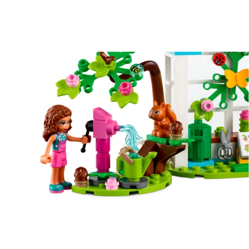 Furgonetka do sadzenia drzew