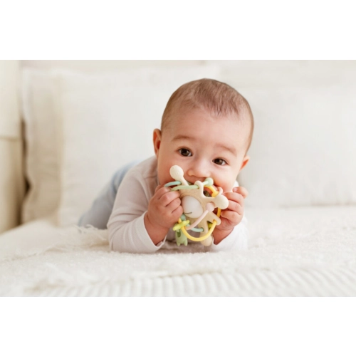 Gryzak Grzechotka Dla Niemowląt Kosmos pastelowa GiliGums 45520