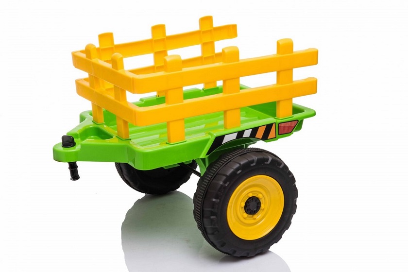 traktor z przyczepa na akumulator